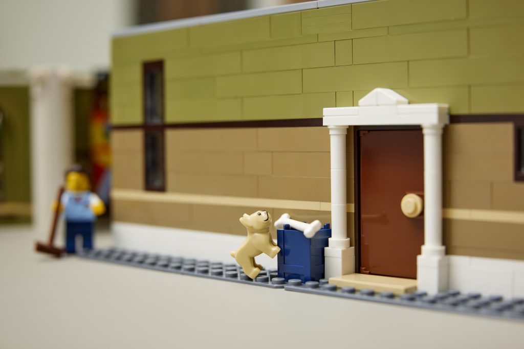 LEGO Icons 10326 Natural History Museum 8 1024x683