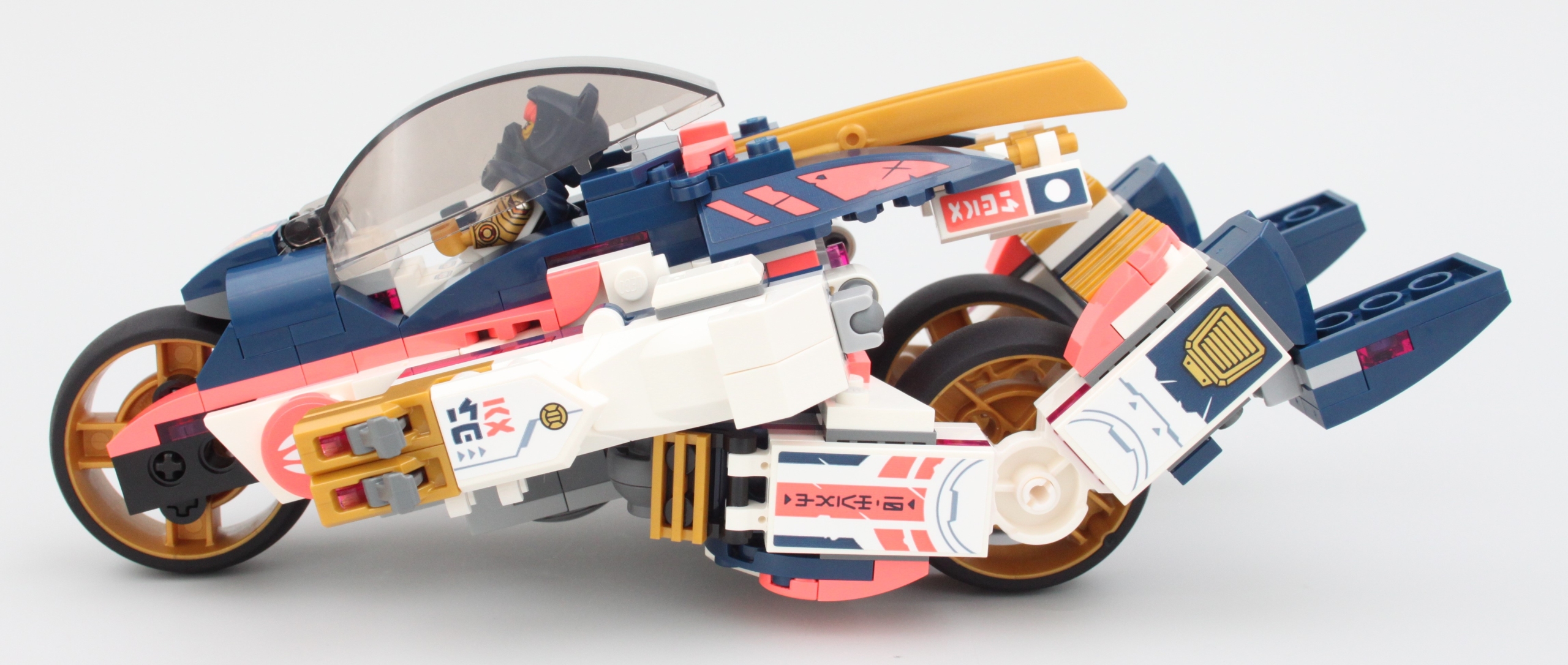 LEGO NINJAGO 71792 Soras Transforming Mech Bike Racer review 17 scaled