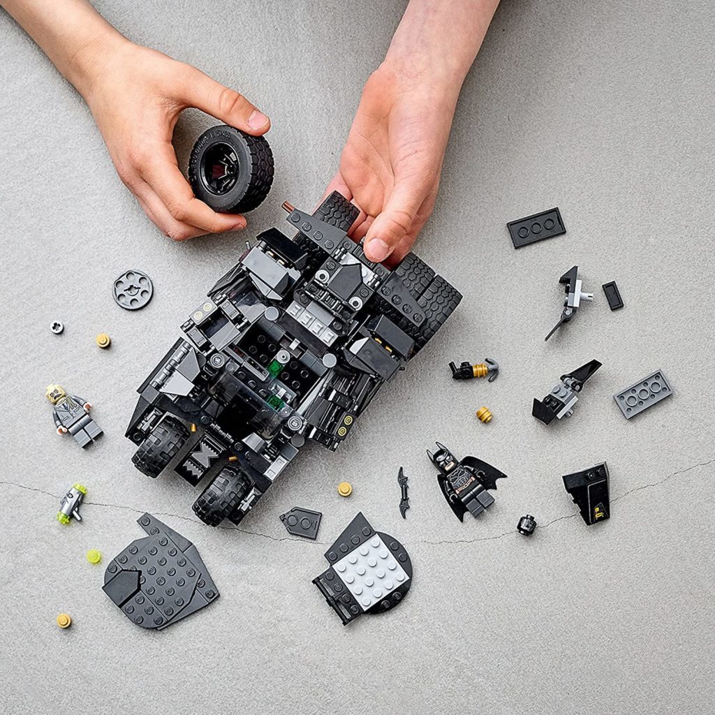 LEGO Batman 76239 Batmobile Tumbler Scarecrow Showdown 3 1 1024x1024