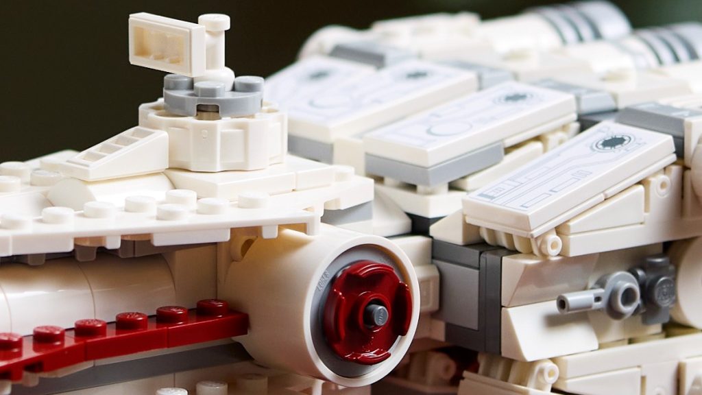 LEGO Star Wars 75376 Tantive IV details 1024x576
