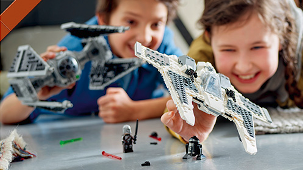 This LEGO Star Wars mod fixes a Fang Fighter faux pas