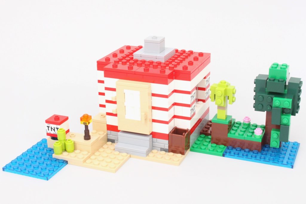lego minecraft 21275 the tnt jungle house review 2 1024x683
