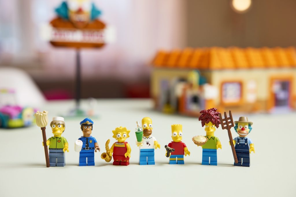 LEGO Icons 10352 The Simpsons Krusty Burger 10 1024x683