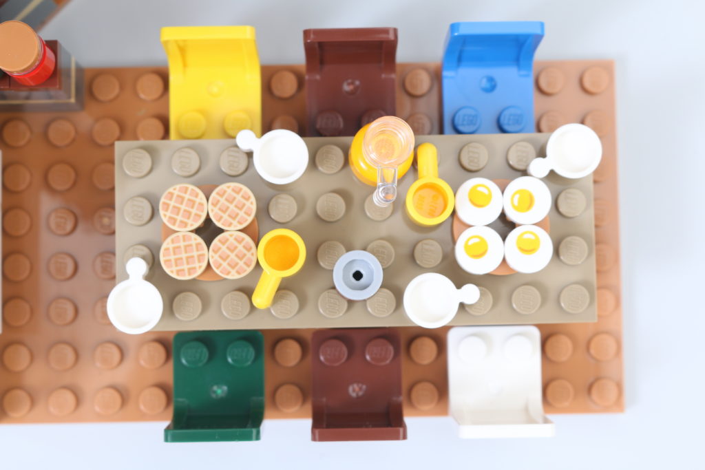 LEGO Harry Potter 75980 Attack on the Burrow review 34