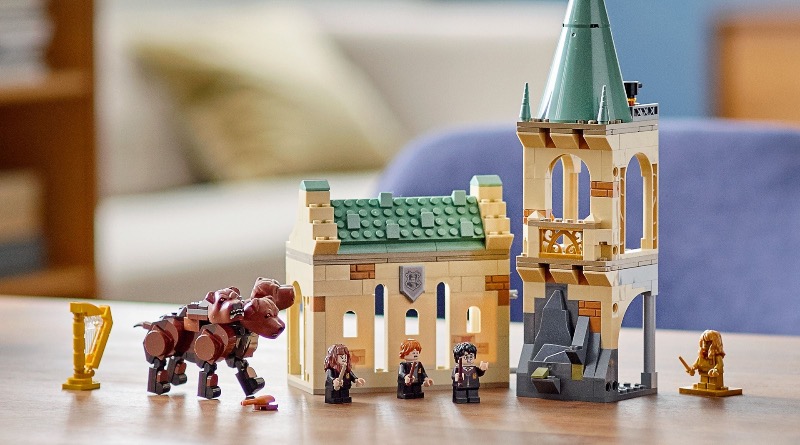 This new LEGO Harry Potter set contains the worst sticker of all time