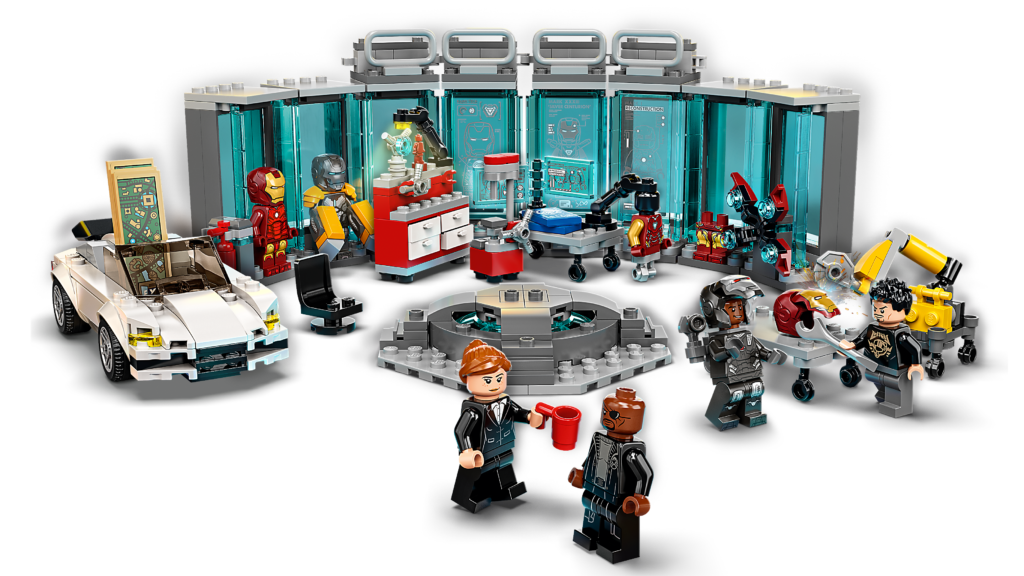 LEGO 76216 Iron Man Armoury 2 1024x576