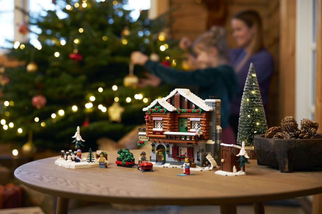 LEGO Icons Winter Village 10325 Alpine Lodge 31 1024x683