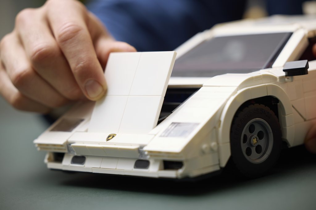 LEGO Icons 10337 Lamborghini Countach 5000 Quattrovalvole 5 1024x683