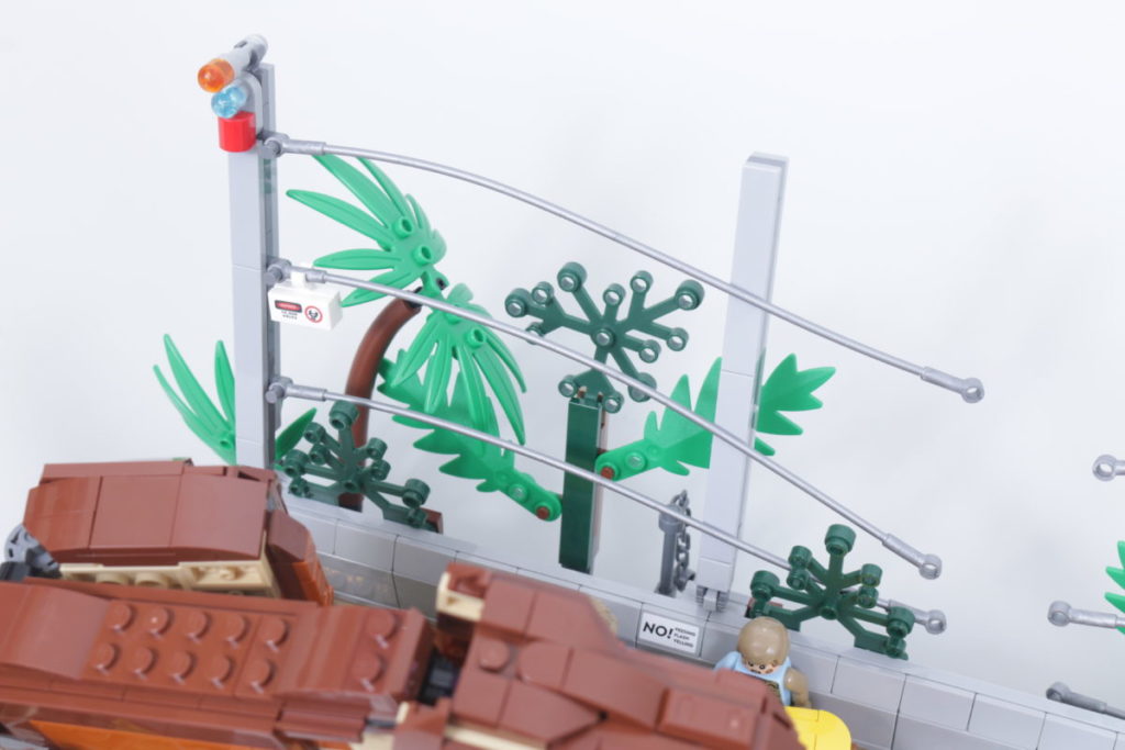 LEGO Jurassic Park 76956 T. rex Breakout review 21 1024x683