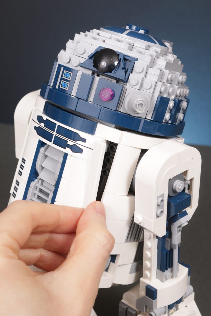 LEGO Star Wars 75379 R2 D2 review 7 683x1024
