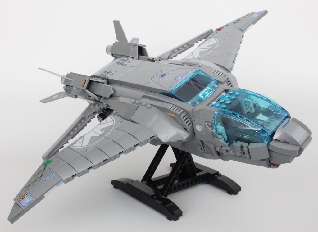 LEGO Marvel 76248 The Avengers Quinjet review 37 1024x747