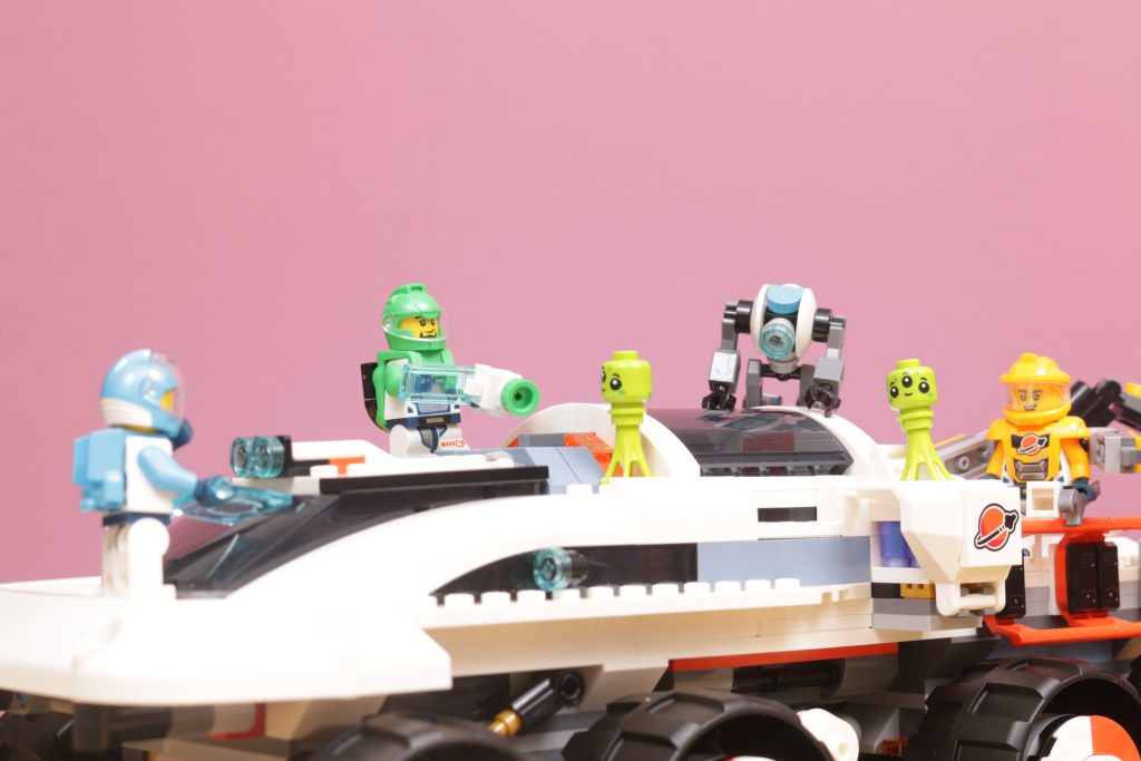 LEGO City 60432 Command Rover and Crane Loader review 51 1024x683