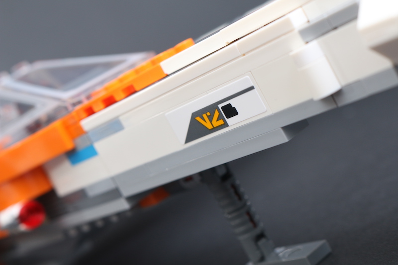 LEGO Star Wars 75273 Poe Dameron’s X wing Fighter review 17