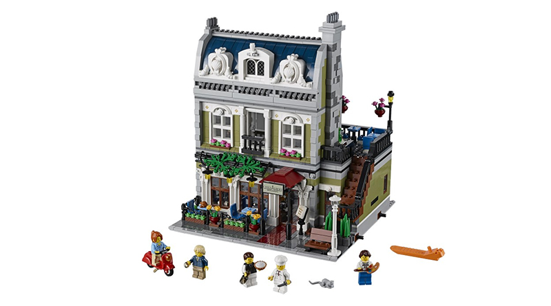 LEGO Creator Expert 10243 Parisian Restaurant retiring soon