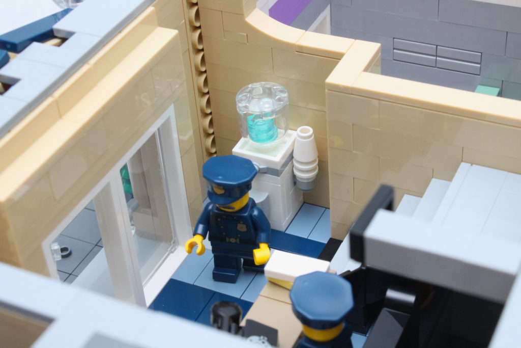 10278 Police Station 28
