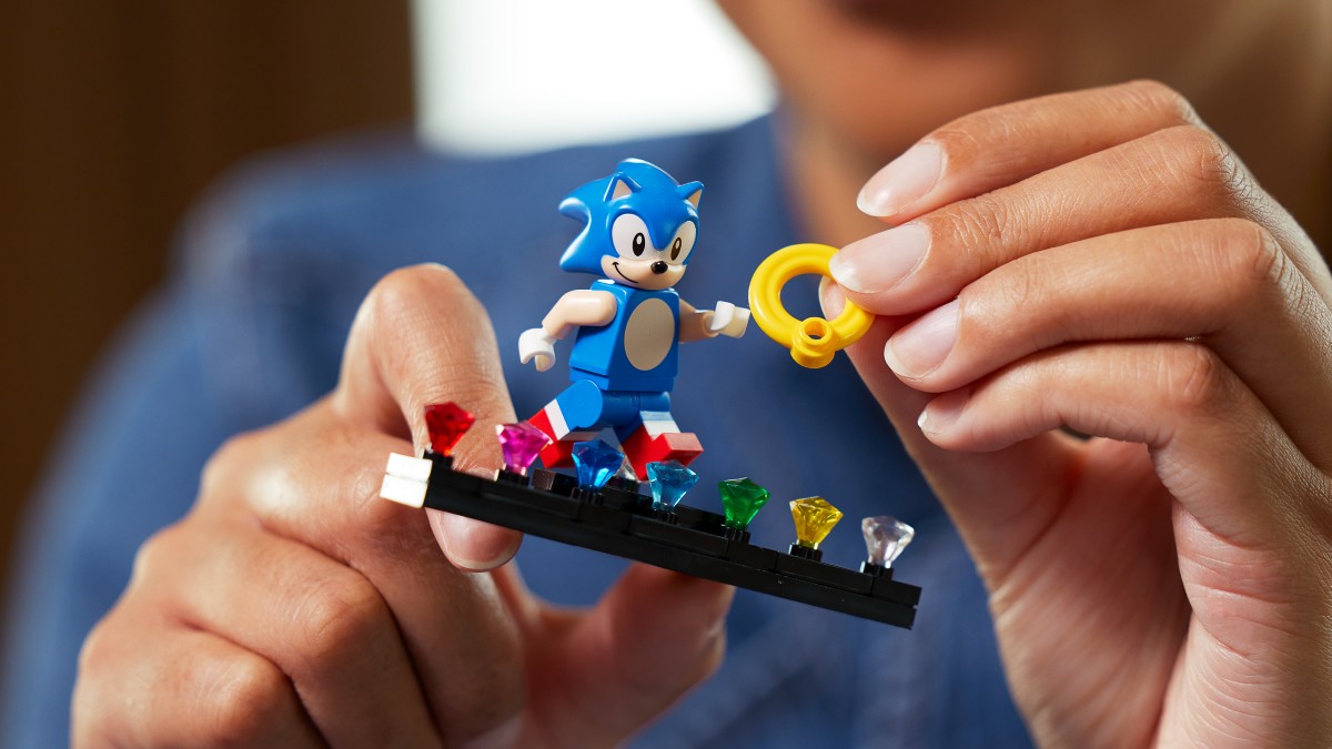 Five things we found in LEGO Ideas 21331 Sonic the Hedgehog Green Hill Zone