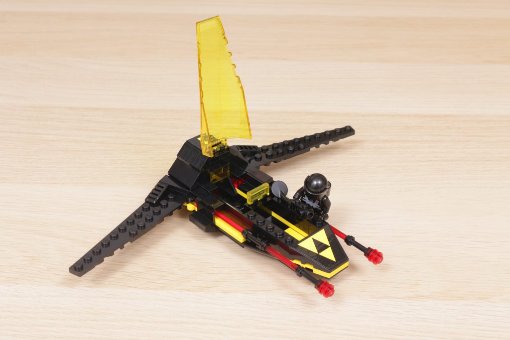 LEGO Space 40580 Blacktron Cruiser gift with purchase review 13 1024x683