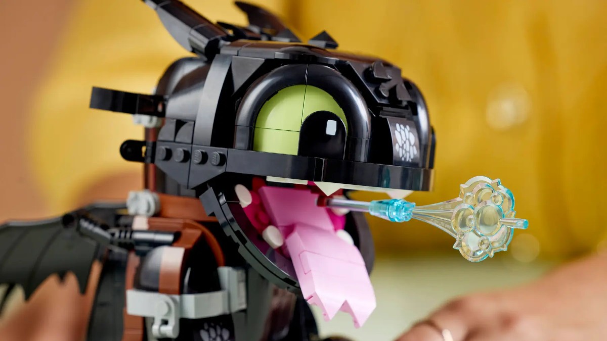LEGO How to Train Your Dragon: Toothless needed a saddle