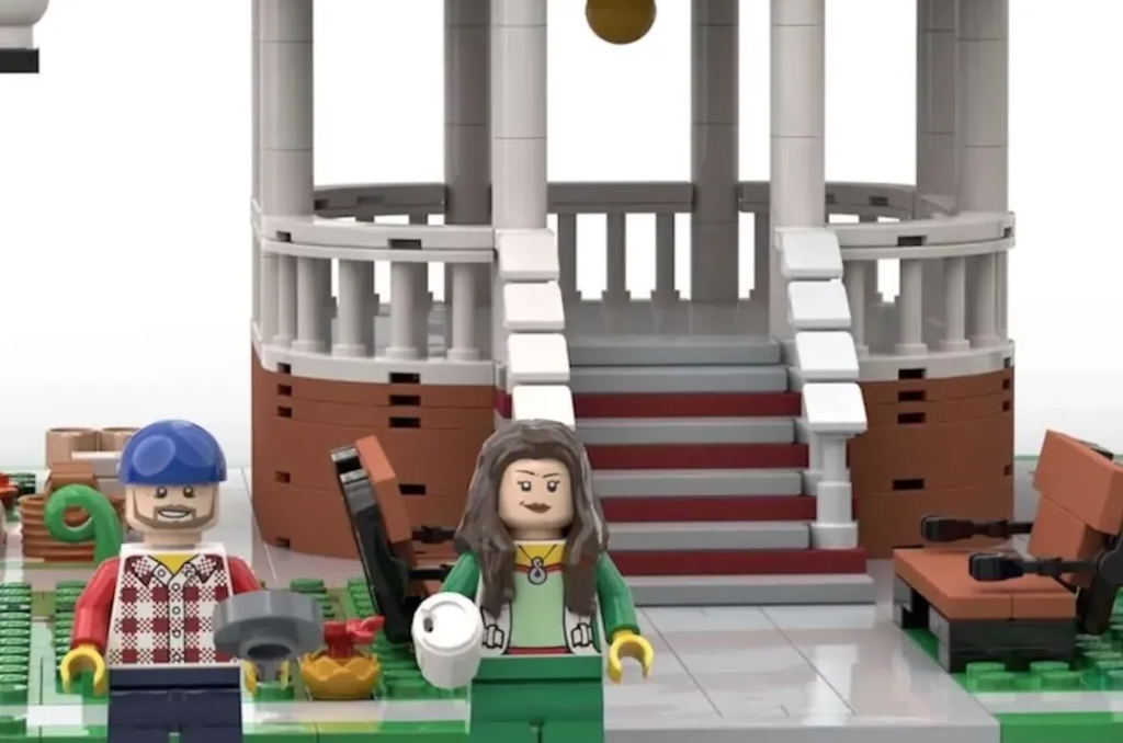 LEGO Ideas Gilmore Girls Stars Hollow Town Square – Autumn Edition 2 1024x678