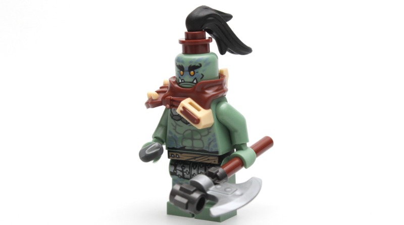 Closer look at the LEGO NINJAGO magazine's free Munce minifigure