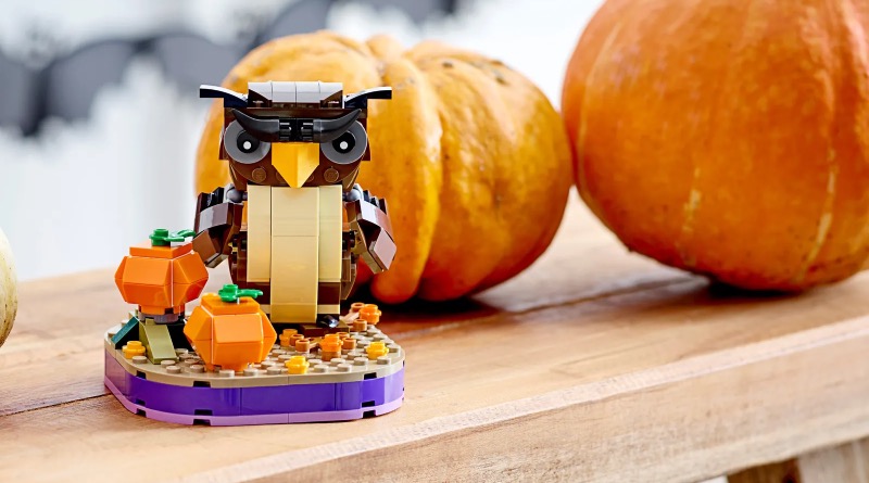 New LEGO Halloween sets are now available