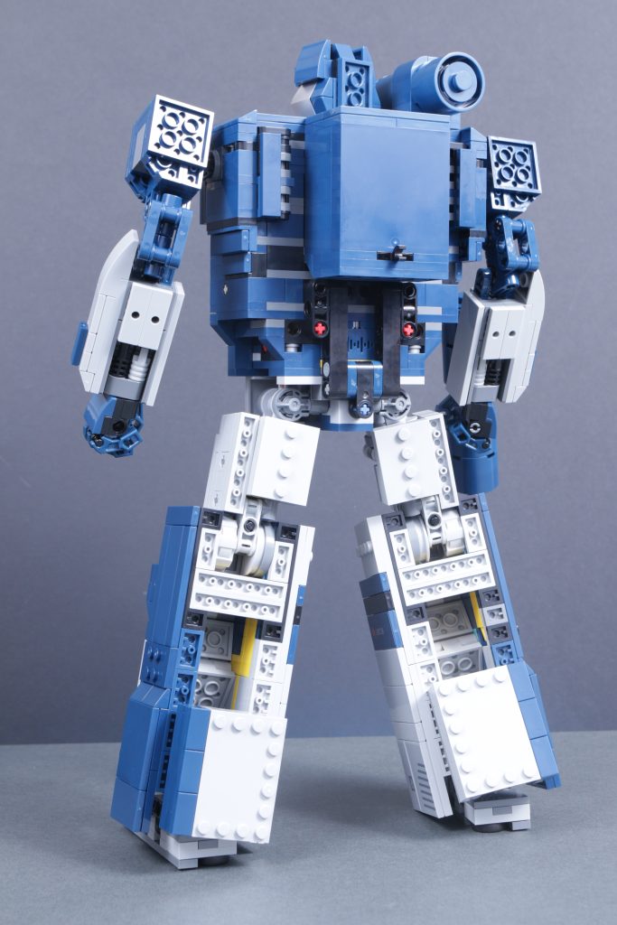 LEGO Icons Transformers 10358 Soundwave review 4 683x1024