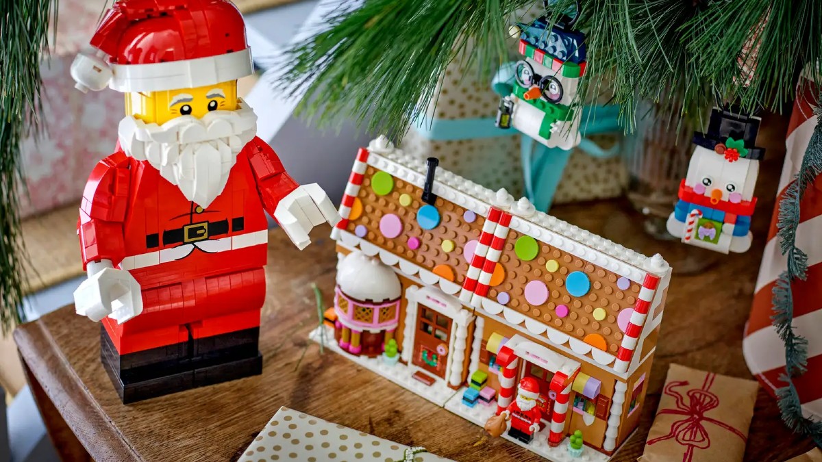 LEGO up-scaled Santa set continues a recent tradition