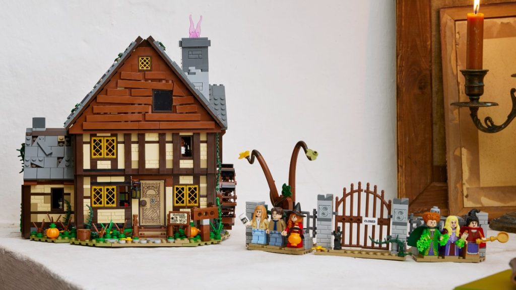 LEGO Ideas 21341 Hocus Pocus – The Sanderson Sisters Cottage lifestyle 3 featured 1024x576
