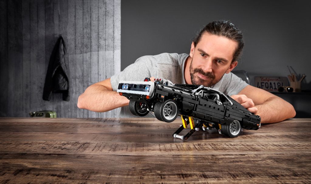 LEGO Technic Fast Furious 42111 Doms Dodge Charger 27