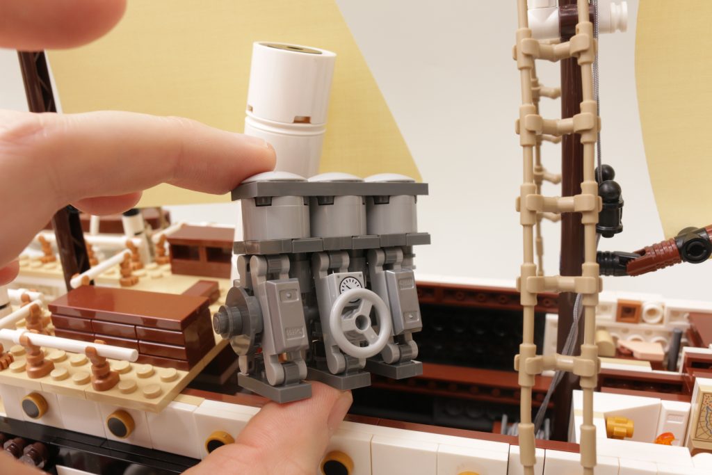 LEGO Icons 10335 The Endurance review 35 1024x683