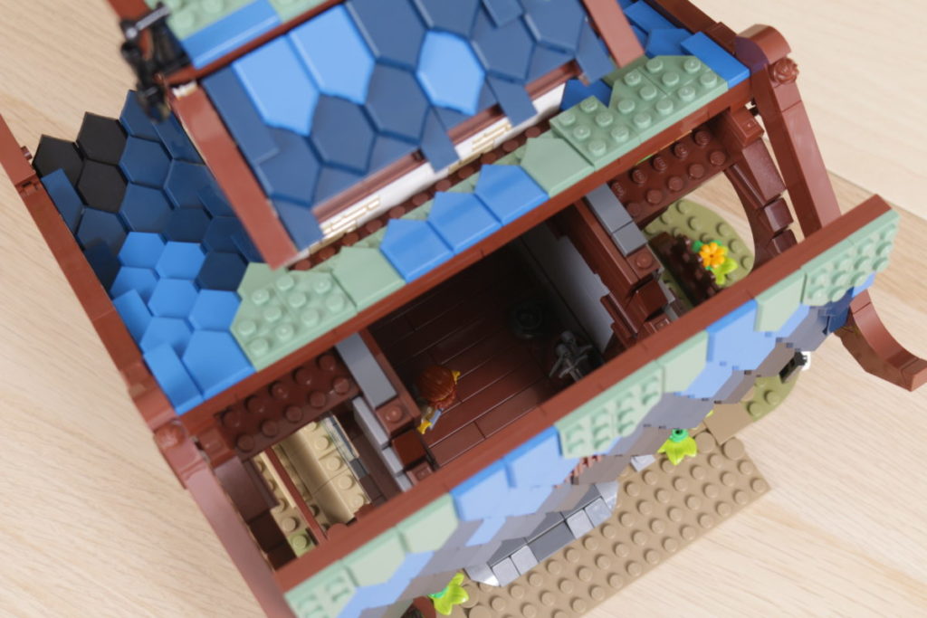 Rebuilding LEGO Ideas 21318 Medieval Blacksmith with Rebrickable 33 1024x683