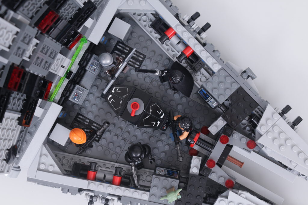 LEGO Star Wars 75315 Imperial Light Cruiser review 3