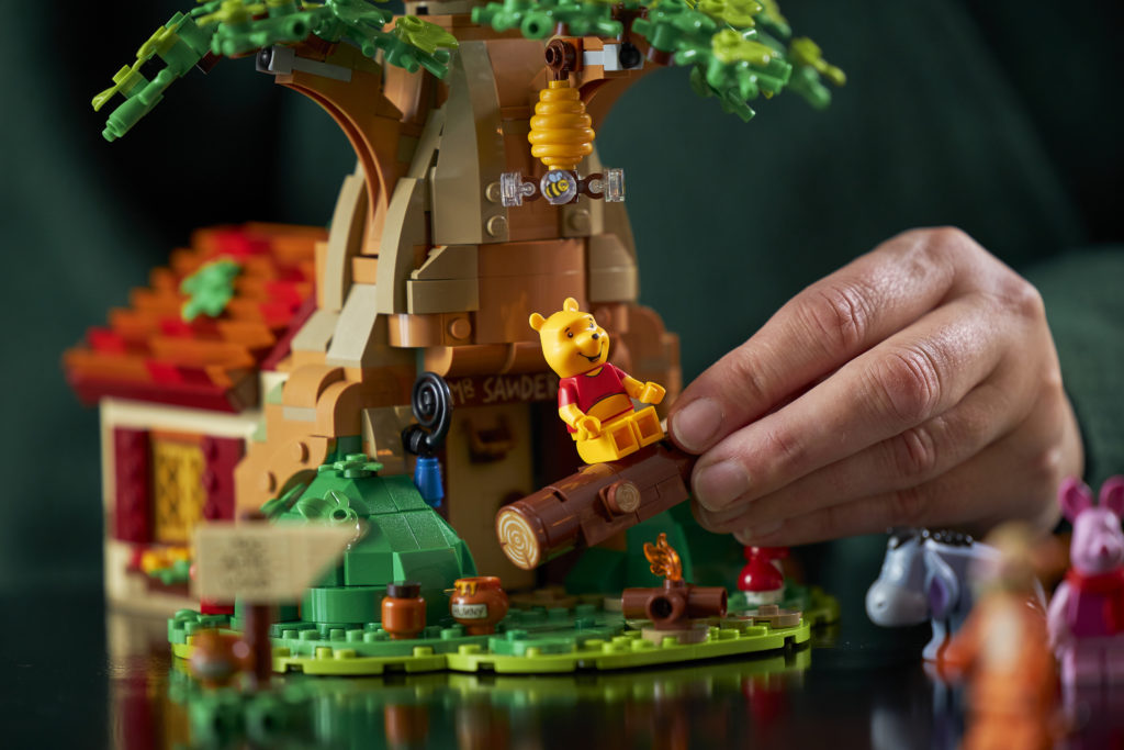 LEGO Ideas 21326 Winnie the Pooh 8