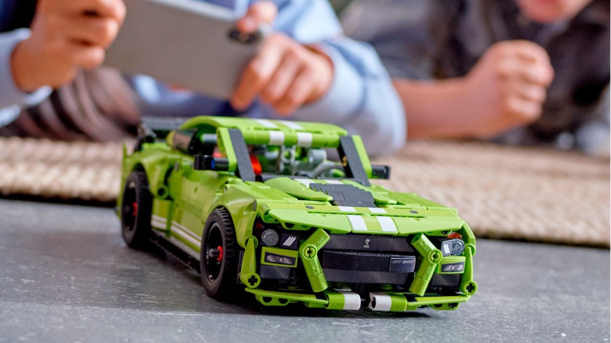 42% off 42138 Ford Mustang Shelby GT500 with The Entertainer