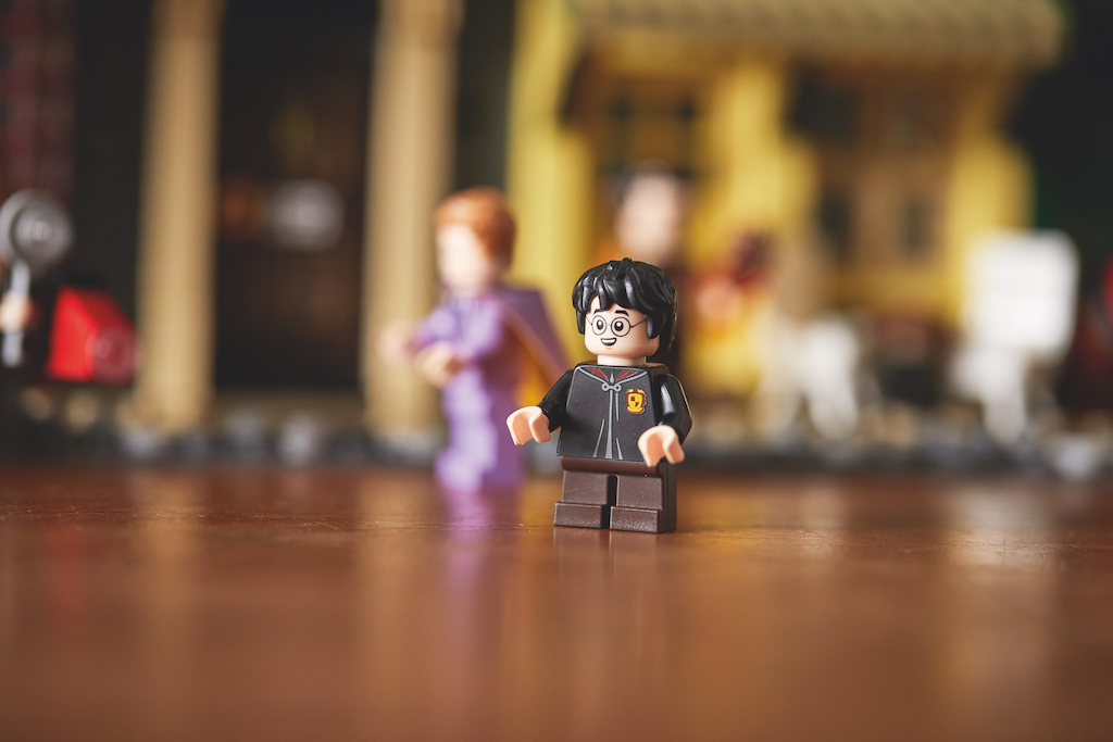 75978 Diagon Alley LEGO Harry Potter lifestyle resized 7