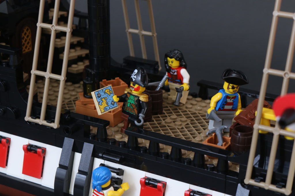 LEGO Ideas 21322 Pirates of Barracuda Bay review 66