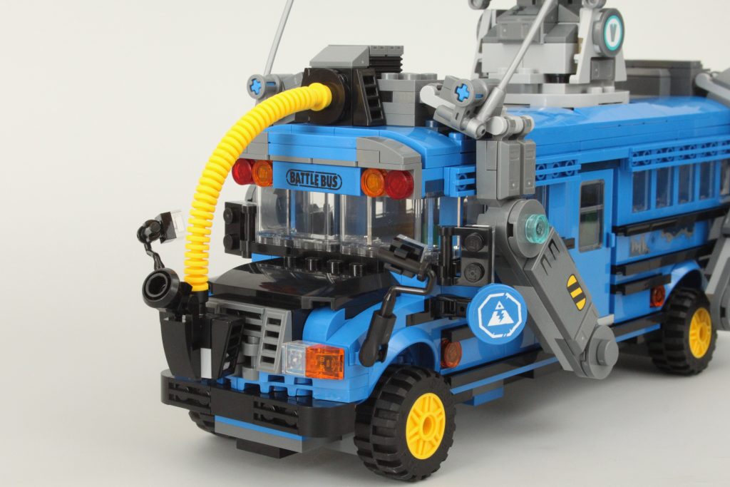lego fortnite 77073 battle bus review 14 1024x683