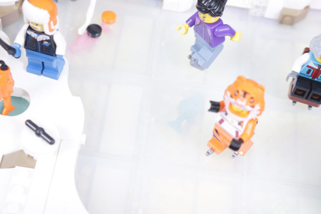 LEGO Chinese New Year 80109 Lunar New Year Ice Festival review 3 1024x683