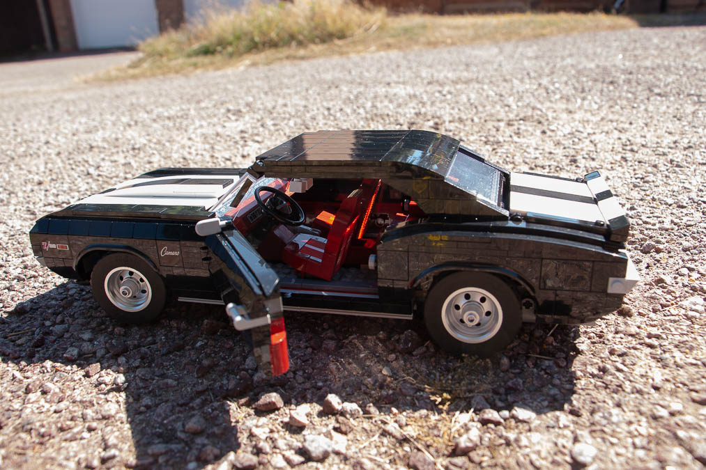 10304 ICONS Chevrolet Camaro Z 28 38
