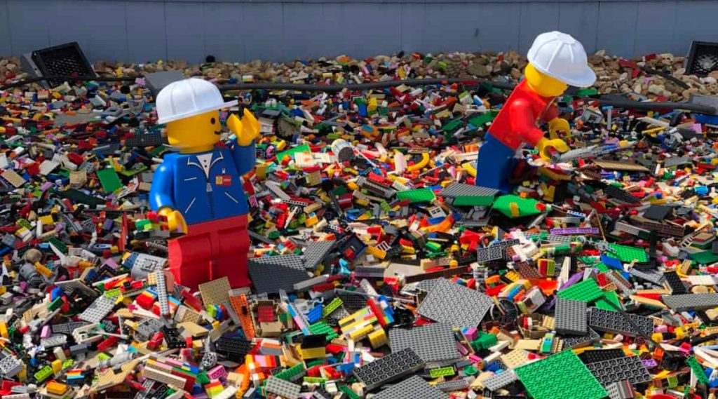 Will new LEGO Store Disney Springs models tie in with new products?