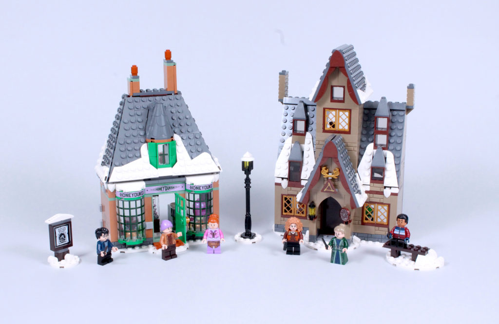LEGO Harry Potter 76388 Hogsmeade Village Visit review 2