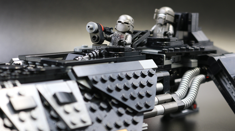 LEGO Star Wars 75284 Knights of Ren Transport Ship review