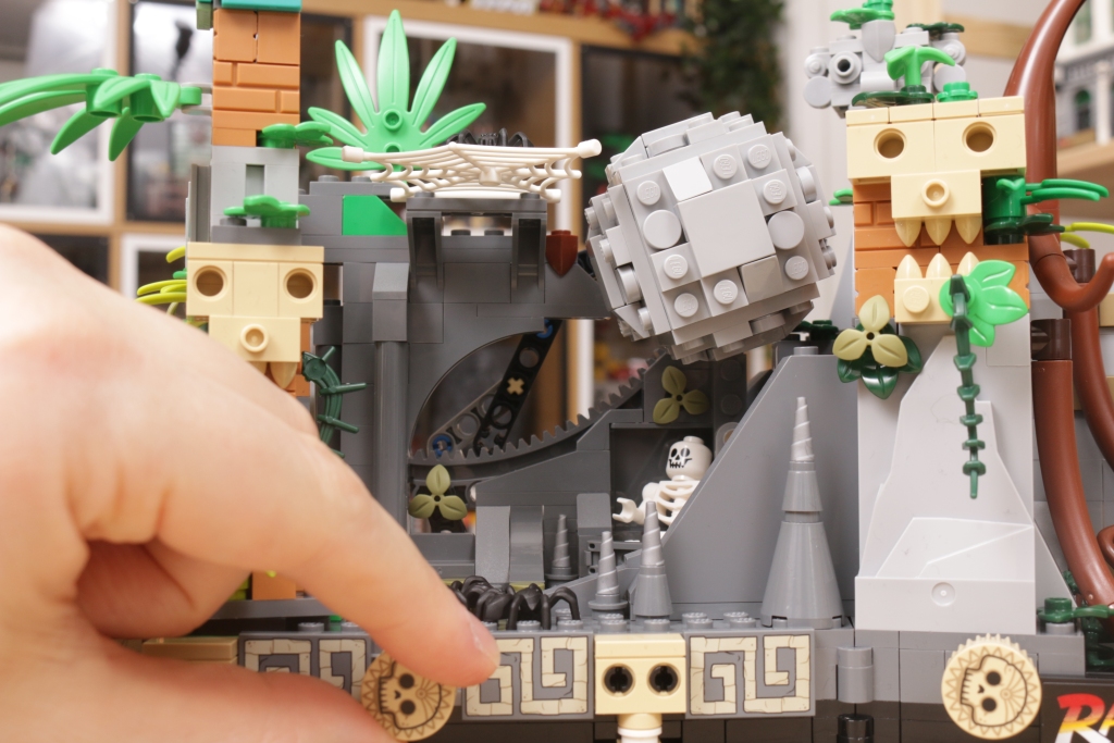 LEGO Indiana Jones 77015 Temple of the Golden Idol review 22 1024x683