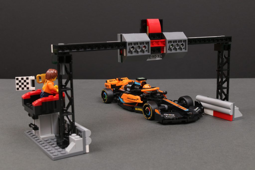 LEGO City 60474 F1 Grid with VCARB Sauber Race Cars review 48 1024x683