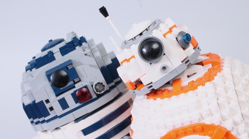 How well do LEGO Star Wars 75308 R2-D2 and 75187 BB-8 display together?