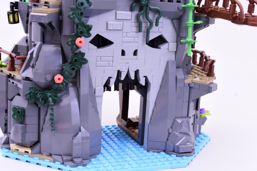 LEGO BrickLink Designer Program 910038 Ominous Isle review 36 1024x683