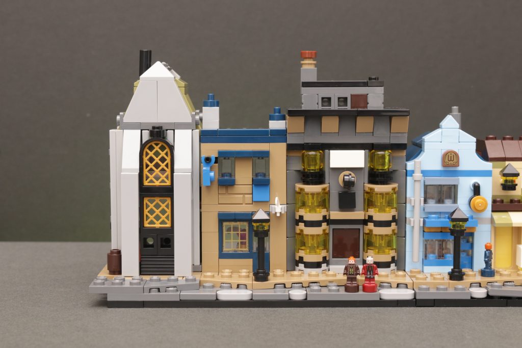 LEGO Harry Potter 76444 Diagon Alley Wizarding Shops review 65 1024x683