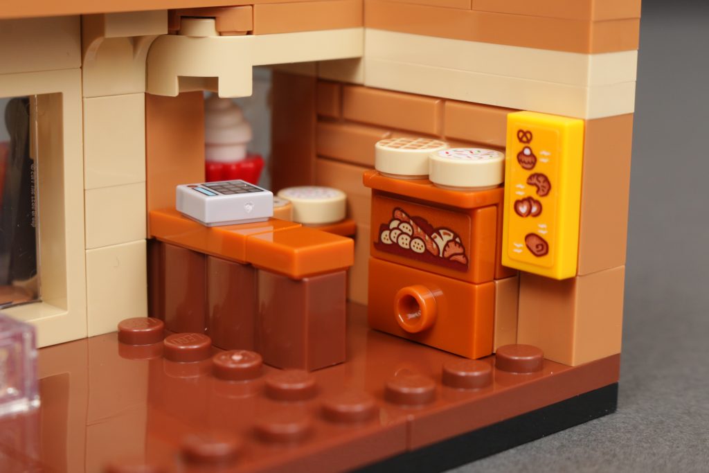 LEGO 40696 Bakery gift with purchase review 7 1024x683
