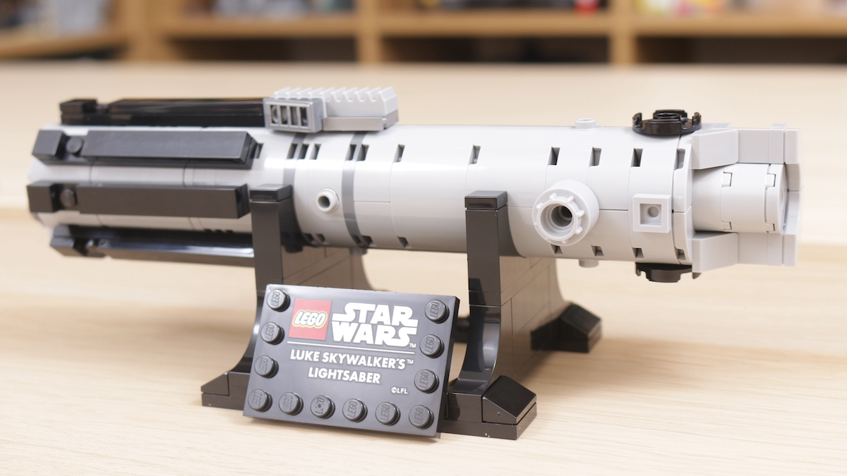 LEGO Black Friday Star Wars 40483 Luke Skywalker’s Lightsaber review