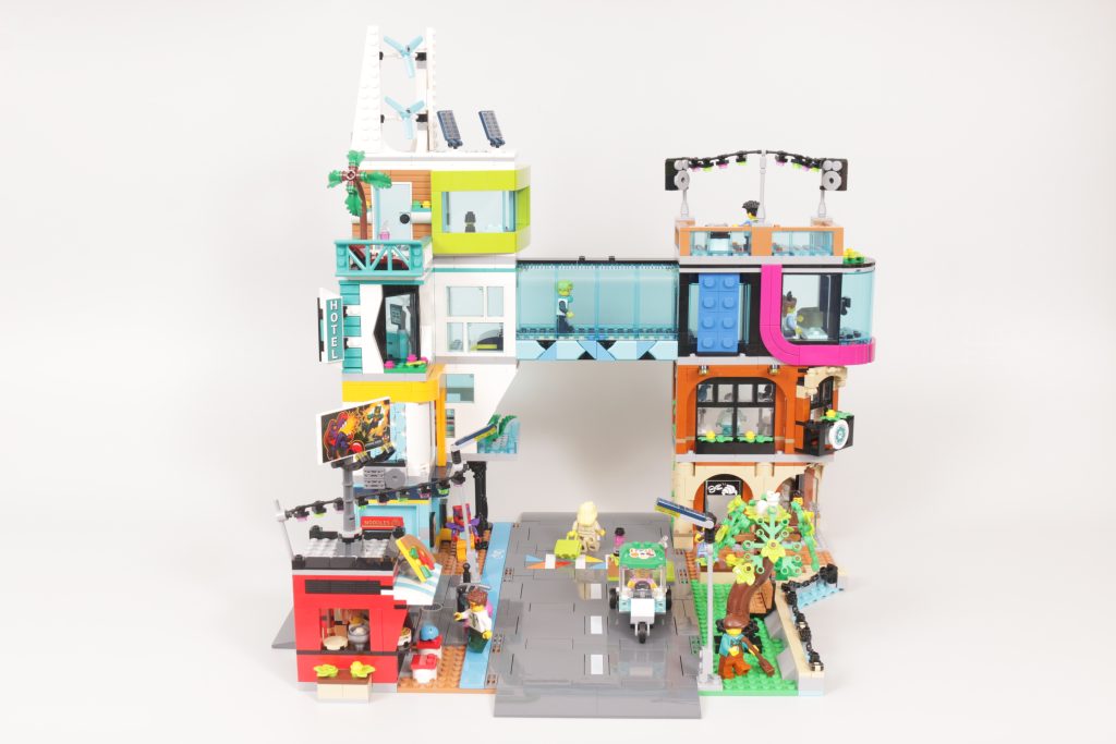 LEGO City 60380 Downtown review 8 1024x683